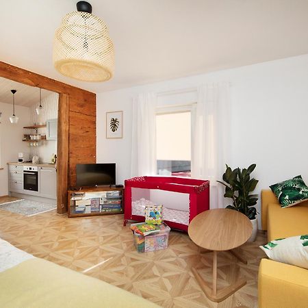 Cute Apartment, Next To Old Town, With Free Parking Tallinn Exterior photo