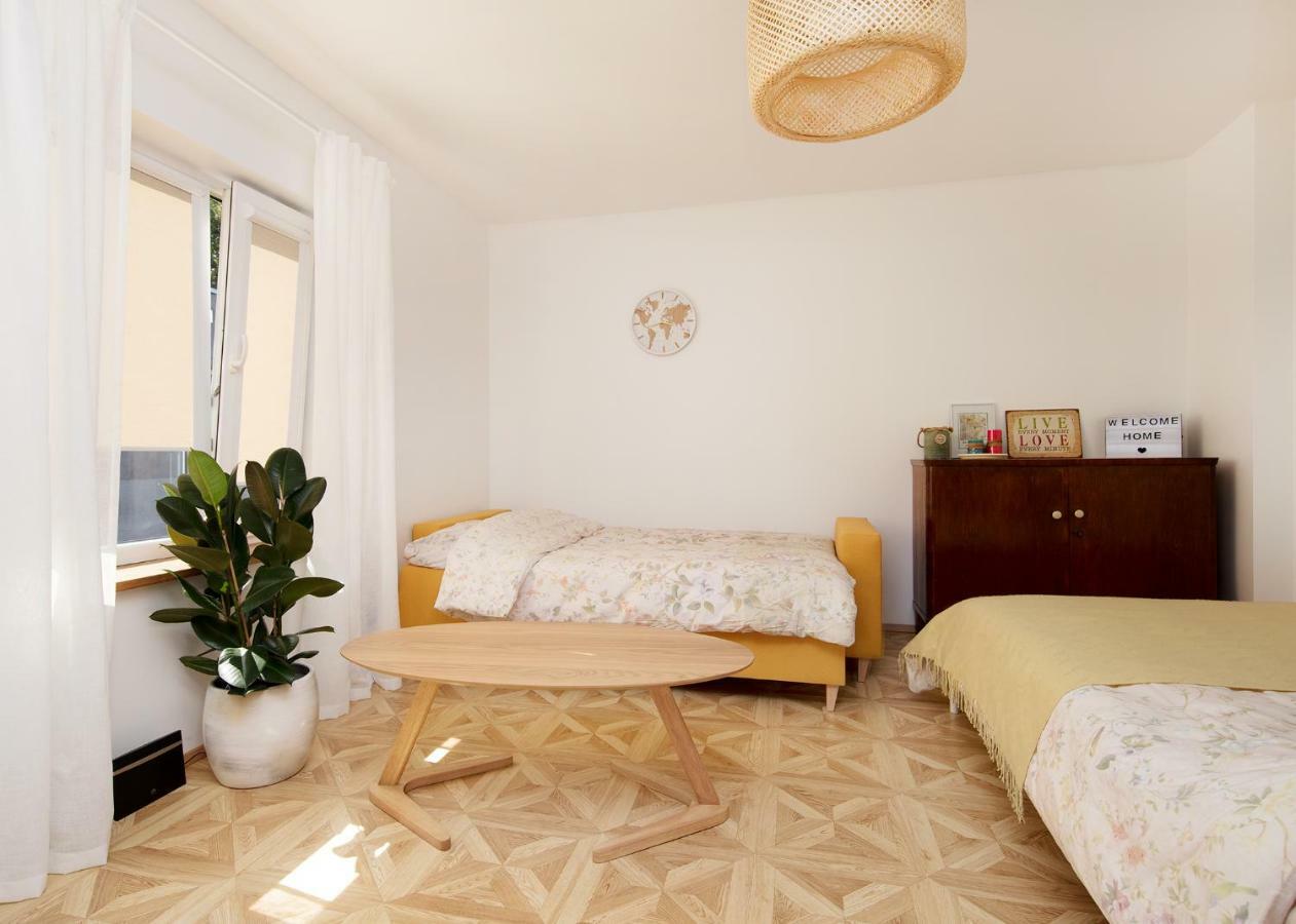 Cute Apartment, Next To Old Town, With Free Parking Tallinn Exterior photo